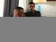 Tante, Grosse bite, Homosexuelle, Poilue, Branlette thaïlandaise, Fille latino, Mature, Muscle