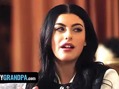 Brunetta, Gola profonda, Sesso di gruppo, Baciando, Leccata, Festa, Figa, Video di donne in gonna