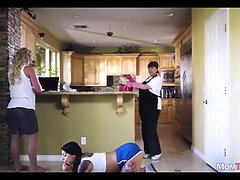 Geile alte tussi, Hardcore, Hd, Latina, Hausmädchen, Reif, Mutti, Sohn