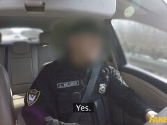 Suihinotto, Ruskeahiuksinen, Auto, Syväkurkku, Poliisi