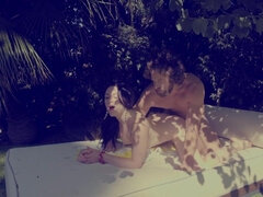 Stor kuk, Brunett, Doggystyle, Hd, Naken, Orgasm, Utomhus, Softcore