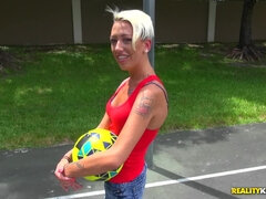 Amateur, Rubia, Mamada, Corridas faciales, Al aire libre, Coño, Flaco, Chupando