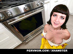 Stor kukk, Kukk suging, Brunette, Cougar, Sperm skott, Milf, Mamma, Stemor