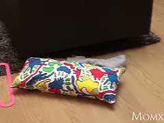 Traseiro, Loiroa, Loba, Garganta funda, Fetiche, Masturbação, Mamãe, Madrasta