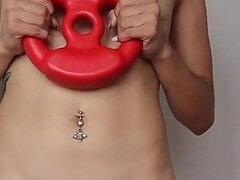 18 jahre, Leie, Braunhaarige, Sporthalle, Latina, Pov, Jungendliche (18+), Titten