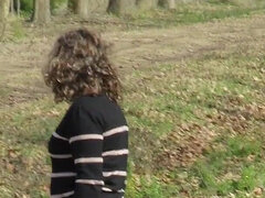 Amatorka, Tyłek, Blondynka, Farma, Dojrzałe, Mamuśka, Na wolnym powietrzu, Spódnica