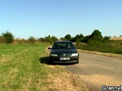 Testes gyönyörű hölgy, Döci, Nagyi, Érett koros, Természetes mellek, Szabadban, Valóság