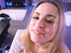 Anna Clouds and her bestie Nella Jones share hung lad