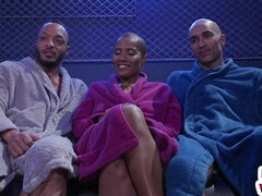 Cul, Sucer une bite, Plantureuse, Femme dominatrice, Lingerie, Mamelons, Orgasme, Chatte