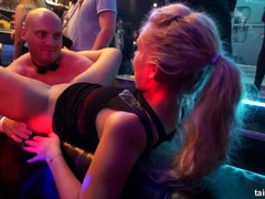 Rubia, Vestidas, Muñeca, Interracial, Lesbiana, Lamidas, Orgía, Intercambio de parejas