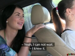 Bikini, Morena, Checa, Lesbiana, Lamidas, Al aire libre, Coño, Tetas