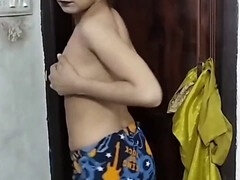 18, アナル, アスtoマウス, 叔母, インド人, 乳首, 小柄, オマンコ