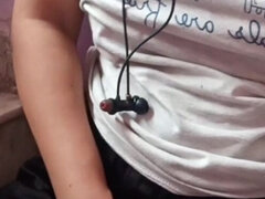 Amatör, Grovt språk, Indisk, Bröstvårtor, Solo