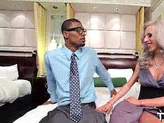 Anal, Jeunes transsexuelles thaïlandaises, Transsexuelle