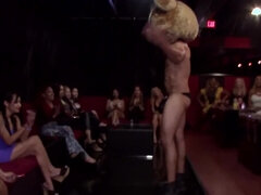 Svart, Blondin, Avsugning, Dansar, Snopp, Mellanrasig, Orgie, Party