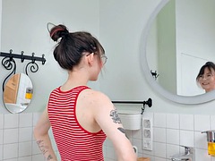 Beauty-Angels - Stacy Bright - Orgasm in the Shower