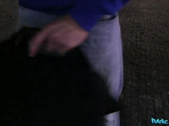 Leie, Blasen, Paar, Flotter vierer, Handjob, Im freien, Pov, Öffentlich