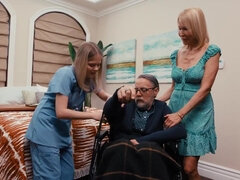 Velké kozy, Roztomilá, Dávení penisem, Péro, Hd, Dospělé, Sestřička, Hračky