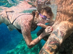 18 anni, Amatoriale, Europea, Facciale, Hardcore, All'aperto, Pisciando, Sott'acqua