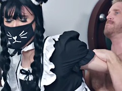 Amatör, Avsugning, Män i kvinnokläder, Fetisch, Homosexuell, Hembiträde, Mager, Uniform