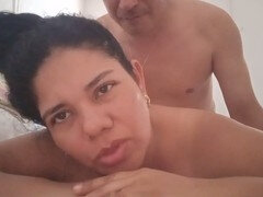 Hatalmas hátsó, Cumizás, Kötözés, Ondó fröcskölés, Arcra élvezés, Nagylány, Latin lány, Érett koros