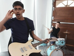 Pijpbeurt, Hardcore, Moeder die ik wil neuken, Trio