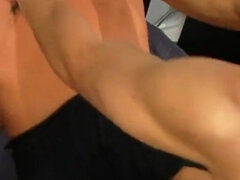 18, Tyłek, Duży tyłek, Duże cycki, Wytrysk do ust, Słodka, Dojrzałe, Mamuśka