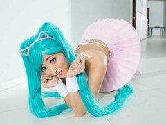 Asiatisch, Arsch, Hundestellung, Fussjob, Handjob, Entkleiden, Jungendliche (18+), Titten