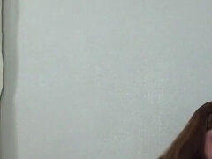 18 jahre, Leie, Amerikanisch, Hinter den kulissen, Frau, Masturbation, Rotschopf, Jungendliche (18+)