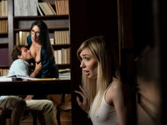 Røv, Blondine, Pik sutte, Hundestilling, Kkm, Håndjob, Mager, Trekant