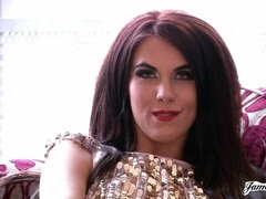 Μεγάλος κώλος, Μεγάλος πούτσος, Μεγάλα βυζιά, Πίπα, Σε στάση σκύλου στα τέσσερα, Σκληρό, Τακούνια, Ώριμη γυναίκα