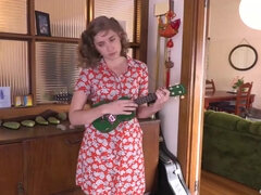 Hatalmas hátsó, Tekintélyes didik, Cumizás, Gesztenyebarna, Mélytorok, Szőrös, Hd, Érett feleség