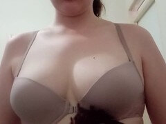 Asiatica, Enorme, Latina, Lesbica, Masturbazione, Matura, Ragazza, Tette