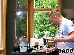 Gehörnter ehemann, Tschechisch, Hd, Zierlich, Rasiert, Tätowierung, Jungendliche (18+), Titten