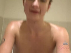 Amateur, Anal, Éjaculation interne, Poilue, Pisser, Pov, Douche, Tatouage