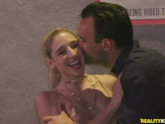 Grande cazzo, Pompino, Gola profonda, Figa, Rasata, Magra, Ragazza, Tette