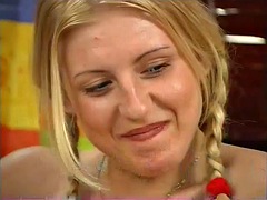 Anal, Blonde, Brunette brune, Le plan cul à quatre, Groupe, Hard, Rétro ancien