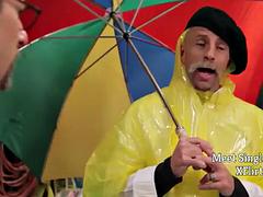 Anal, Gros seins, Sucer une bite, Éjaculation interne, Branlette thaïlandaise, Hard, Mère que j'aimerais baiser, Nénés