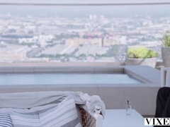 Kuřba, Brunetka, Pár, Hlboký orál, Péro, Hd, Prirodzené prsia, Švédska rojka