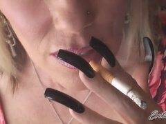 StepMom Knows Best And She Swallows - Nikki Ashton