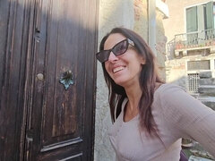 I Get Horny While I'm Walking Around Venice and I Fuck Her