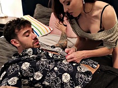 Anal, Sucer une bite, Brunette brune, Tir de sperme, Branlette thaïlandaise, Hard, Mère que j'aimerais baiser, Professeur