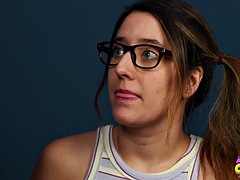 Suihinotto, Nainen pukeissa mies alasti