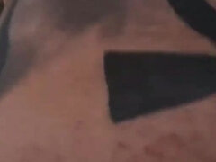 Amateur, Sucer une bite, Tir de sperme, Poilue, Branlette thaïlandaise, Masturbation, Tatouage