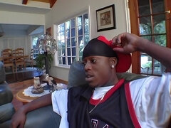 Culo grande, Tetas grandes, Morena, Polla, Penetracion con dedos, Interracial, Latina