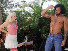 Culo grosso, Grande cazzo, Tette grandi, Bionda, Pompino, Da dietro