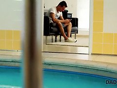 Bikini, Kuřba, Otec, Dedko, Hd, Výprask, Bazén, Pička
