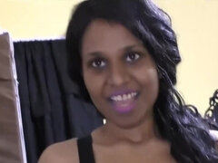 Amateur, Gros seins, Sucer une bite, Brunette brune, Indienne