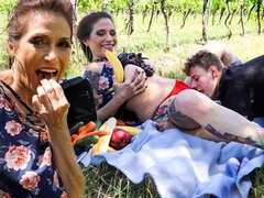 Duży kutas, Puma, Hd, Masturbacja, Dojrzałe, Publiczny, Cipka, Ogolona