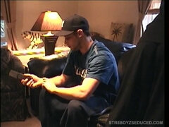 Straight Boy Buzz Gets Oral